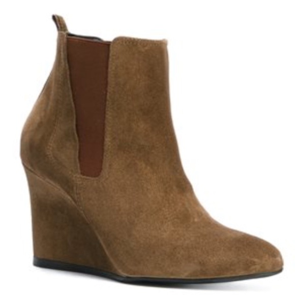 NEW Lanvin Chelsea Suede Wedge Booties Boots - Picture 1 of 8